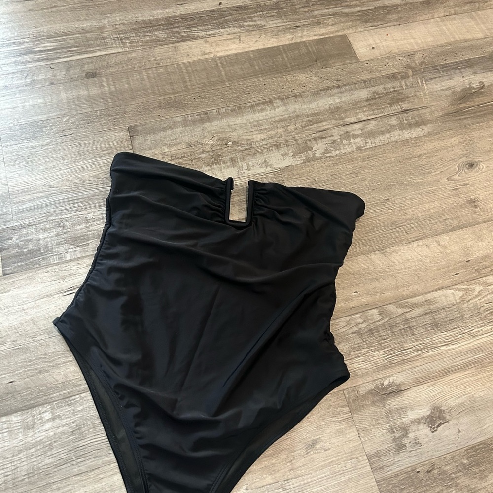 Fashion Nova Black Women's One Piece Swimsuit